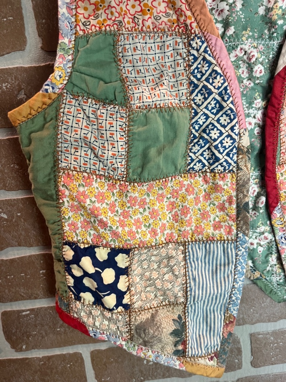 Vintage 90s quilted vest handmade one of a kind patchwork summer reversible - Picture 3 of 12